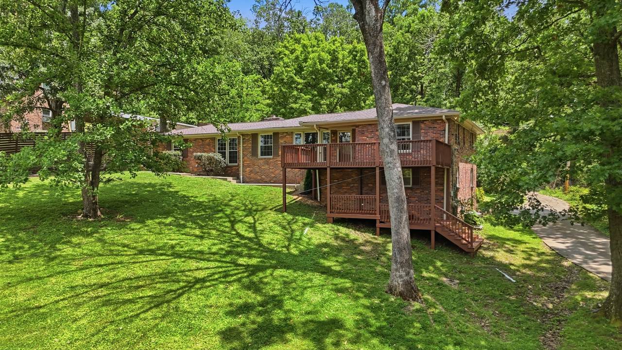 https://bt-photos.global.ssl.fastly.net/nashville/1280_boomver_2_RTC3247190-1.jpg