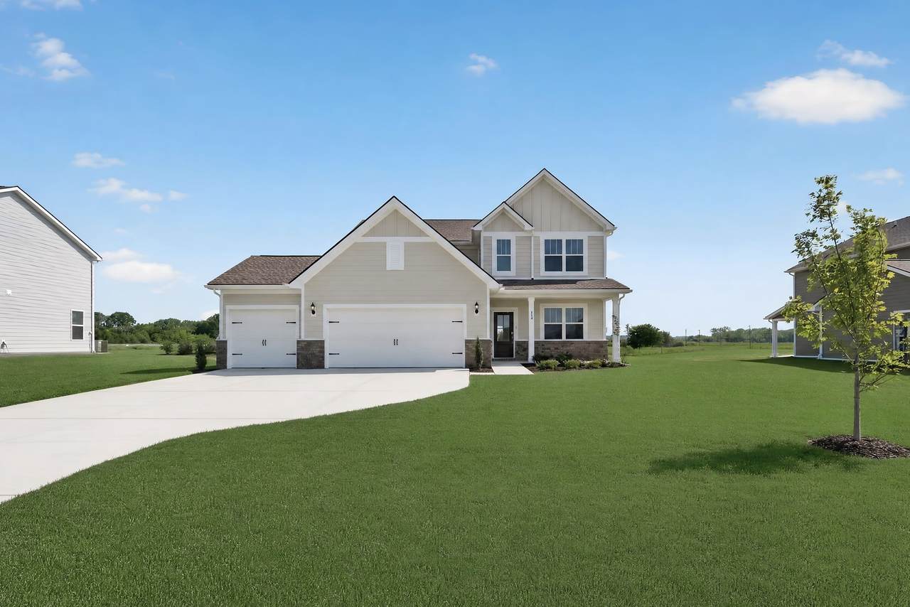114 Longwood Drive - Photo 1
