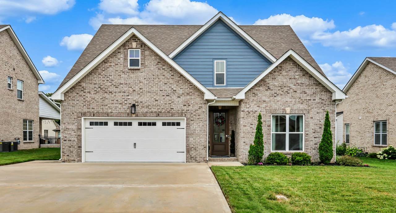 1433 Hereford Blvd - Photo 1