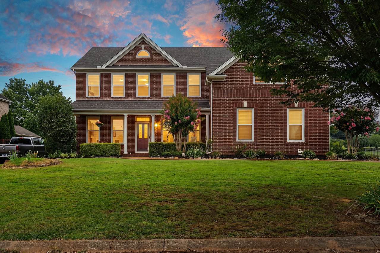 111 Camp Creek Cir - Photo 1
