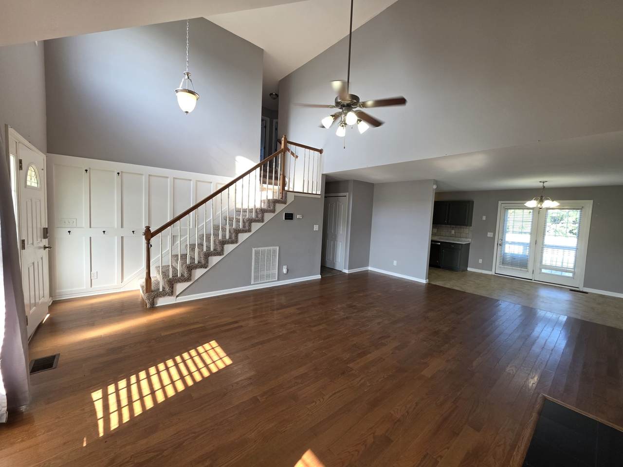 https://bt-photos.global.ssl.fastly.net/nashville/1280_boomver_2_RTC3248444-1.jpg