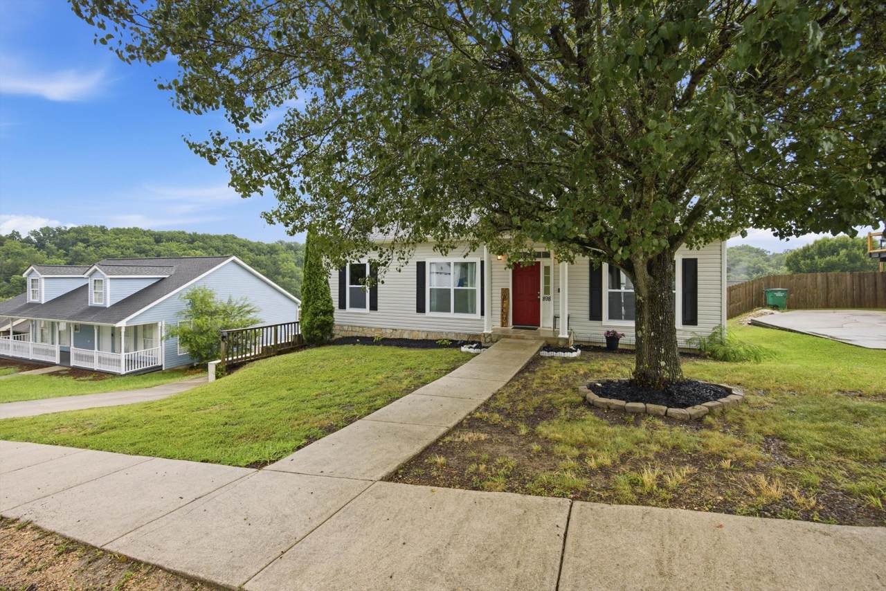 898 Fuller Glen Circle - Photo 1