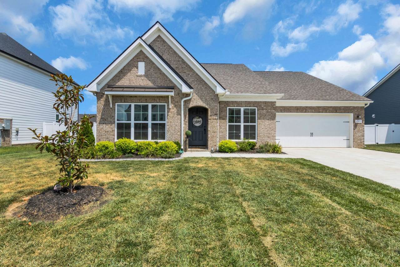 2905 Woodcrest Dr - Photo 1