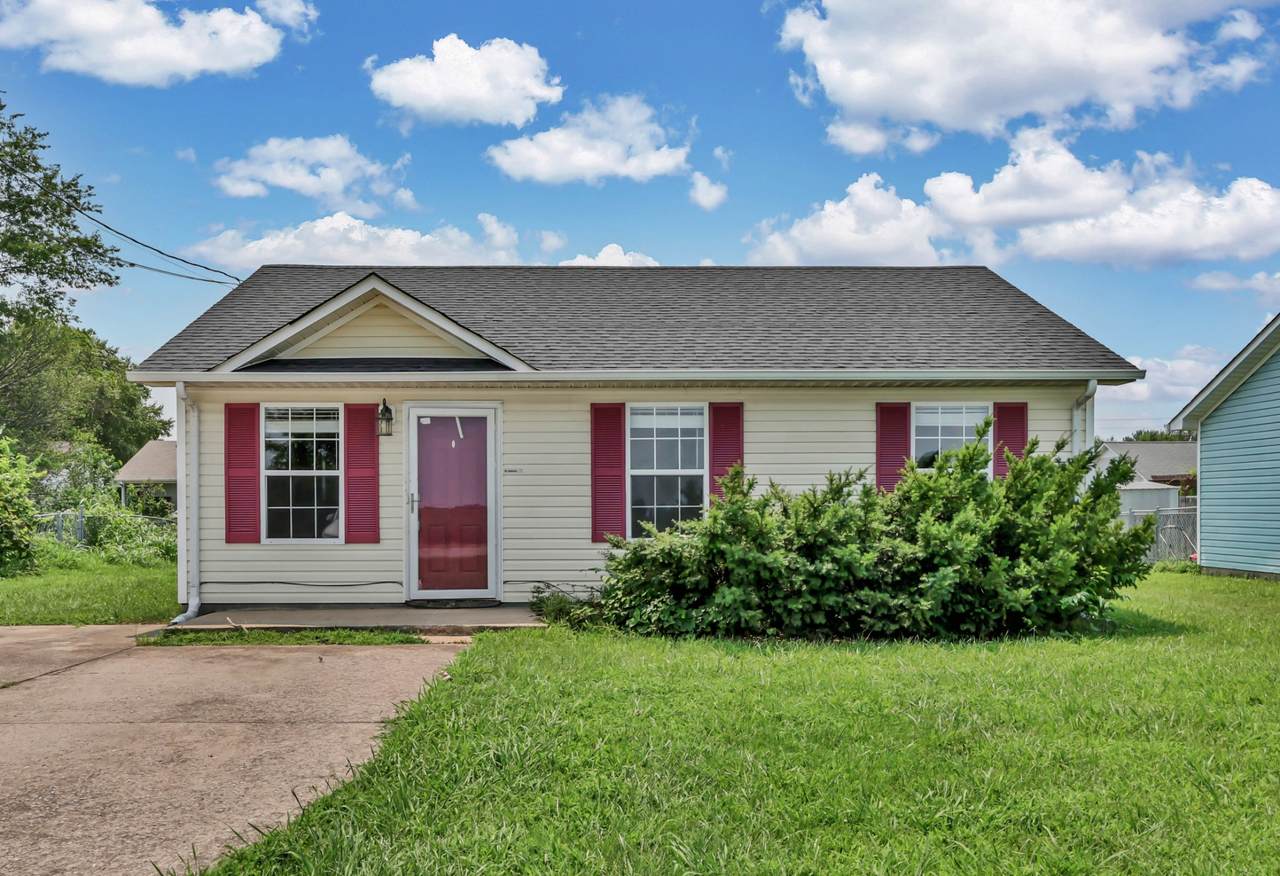 963 Stateline Rd - Photo 1