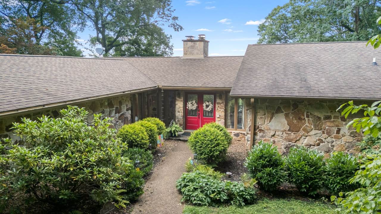569 Haynes Rd - Photo 1