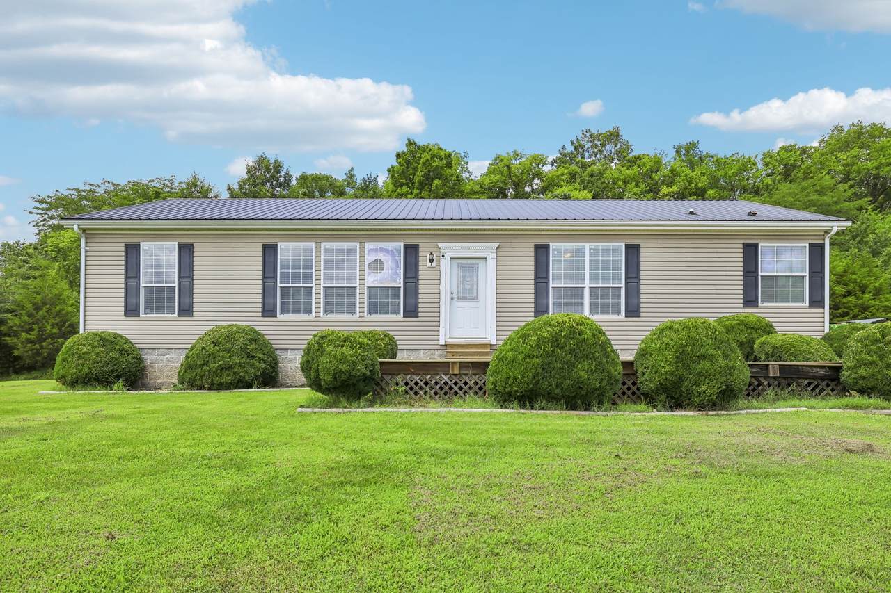 233 Scenic Ln - Photo 1