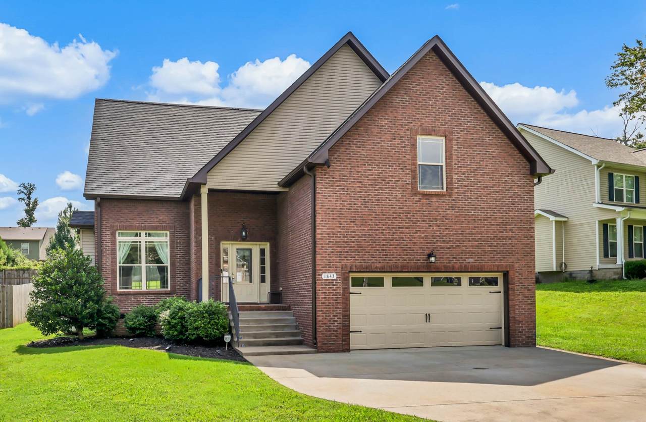 1843 Deerstand Dr - Photo 1