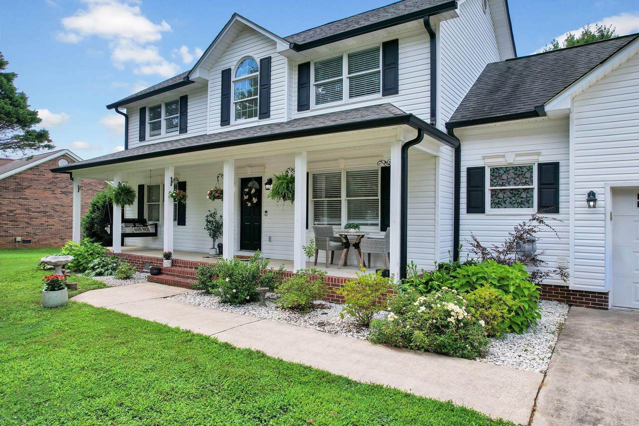 145 Ridgestone Drive - Photo 1