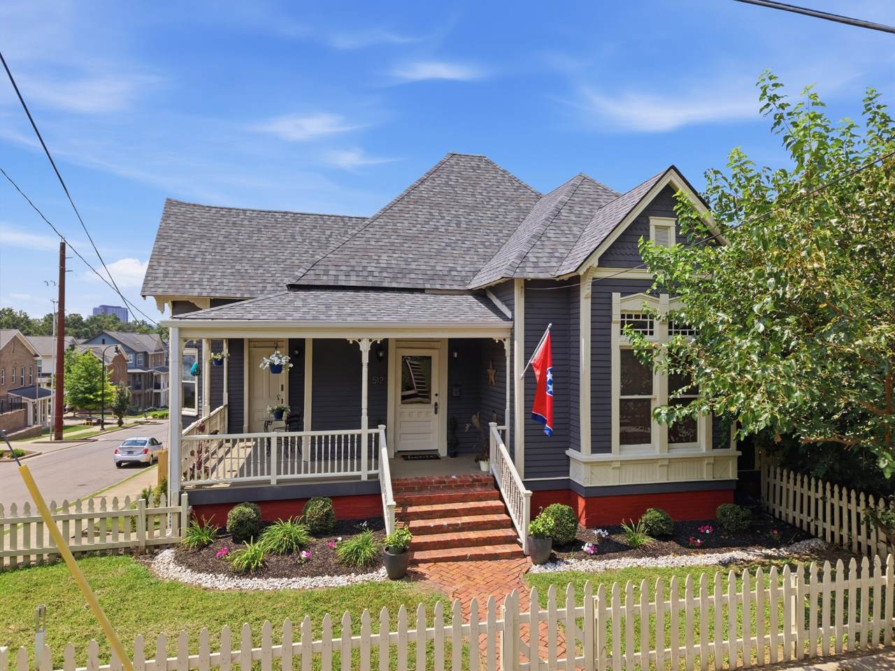 512 S 9th St - Photo 1