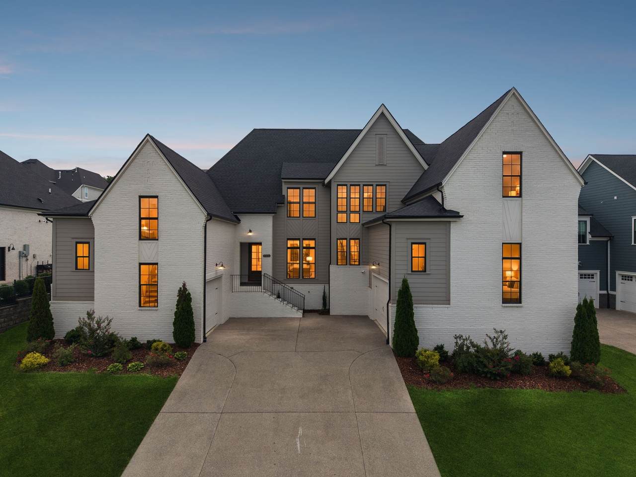 1117 Angela Ann Ct - Photo 1