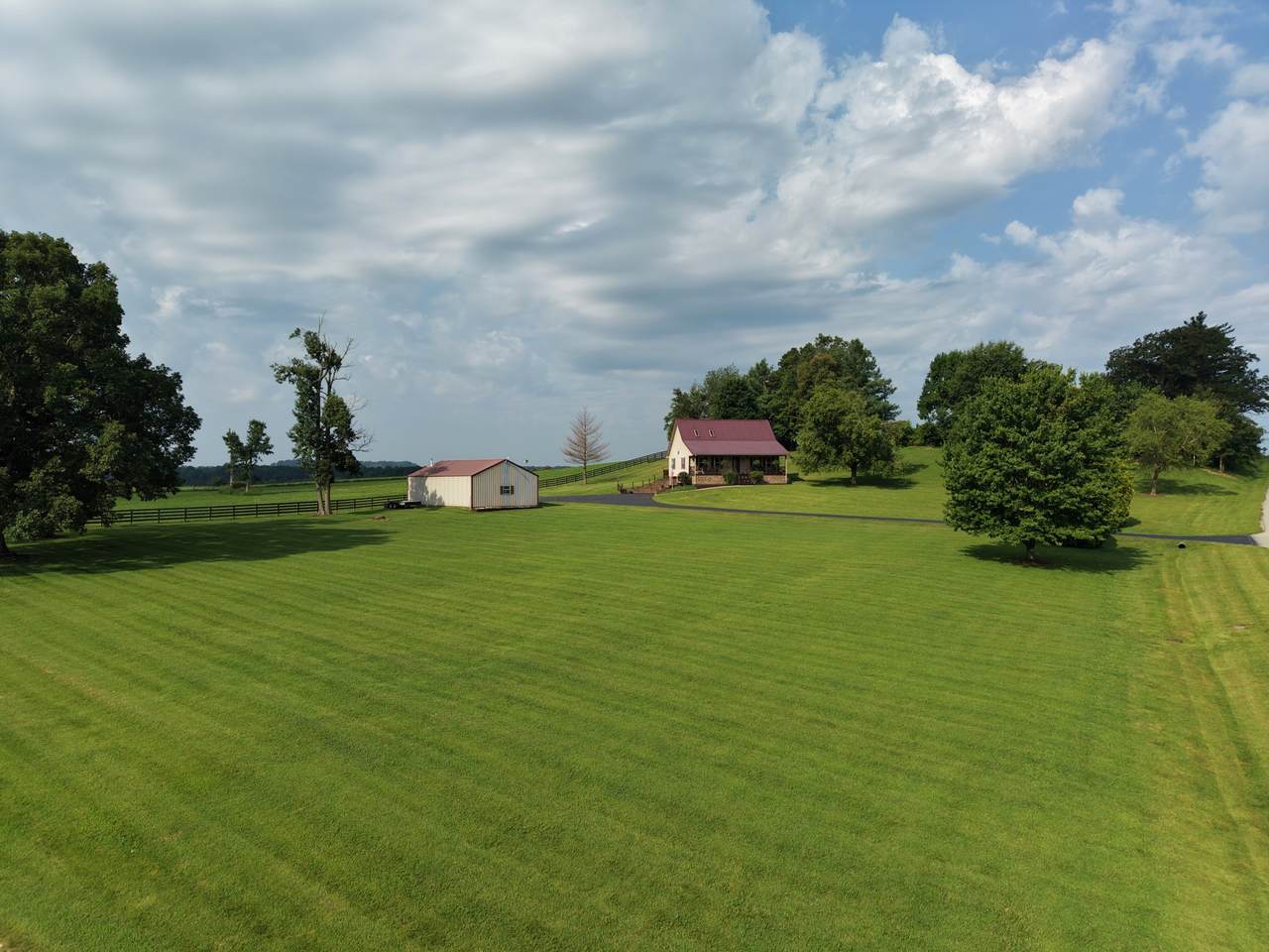 https://bt-photos.global.ssl.fastly.net/nashville/1280_boomver_2_RTC3285718-1.jpg
