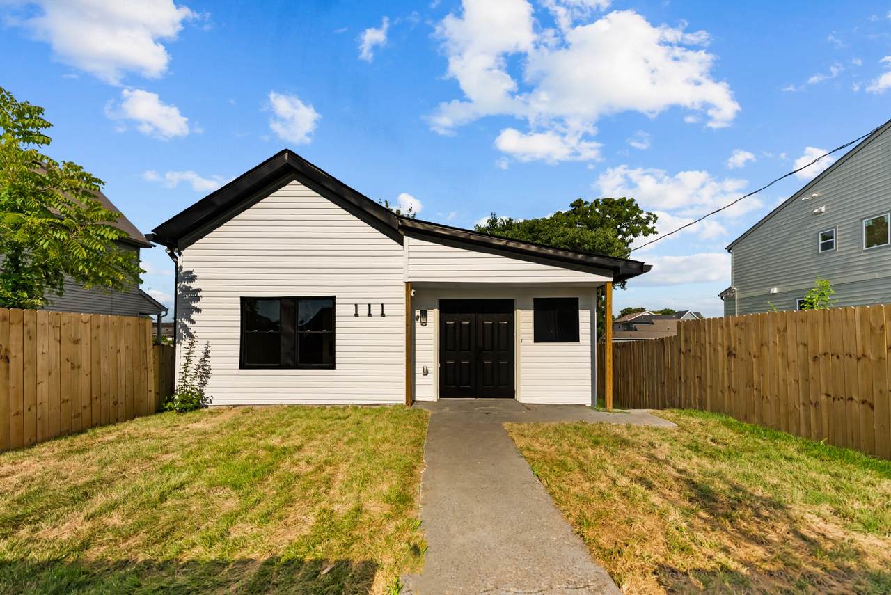 111 Lewis St - Photo 1