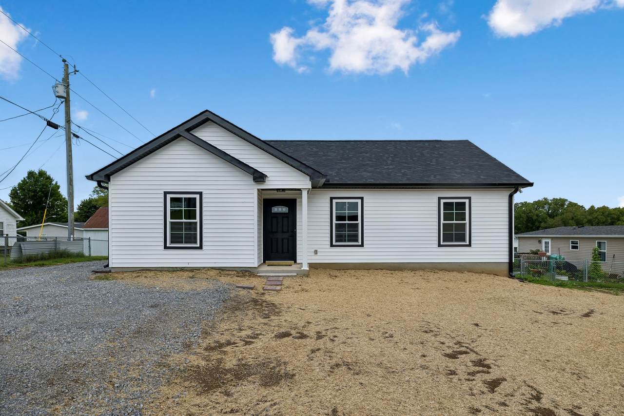 102 Hills St - Photo 1