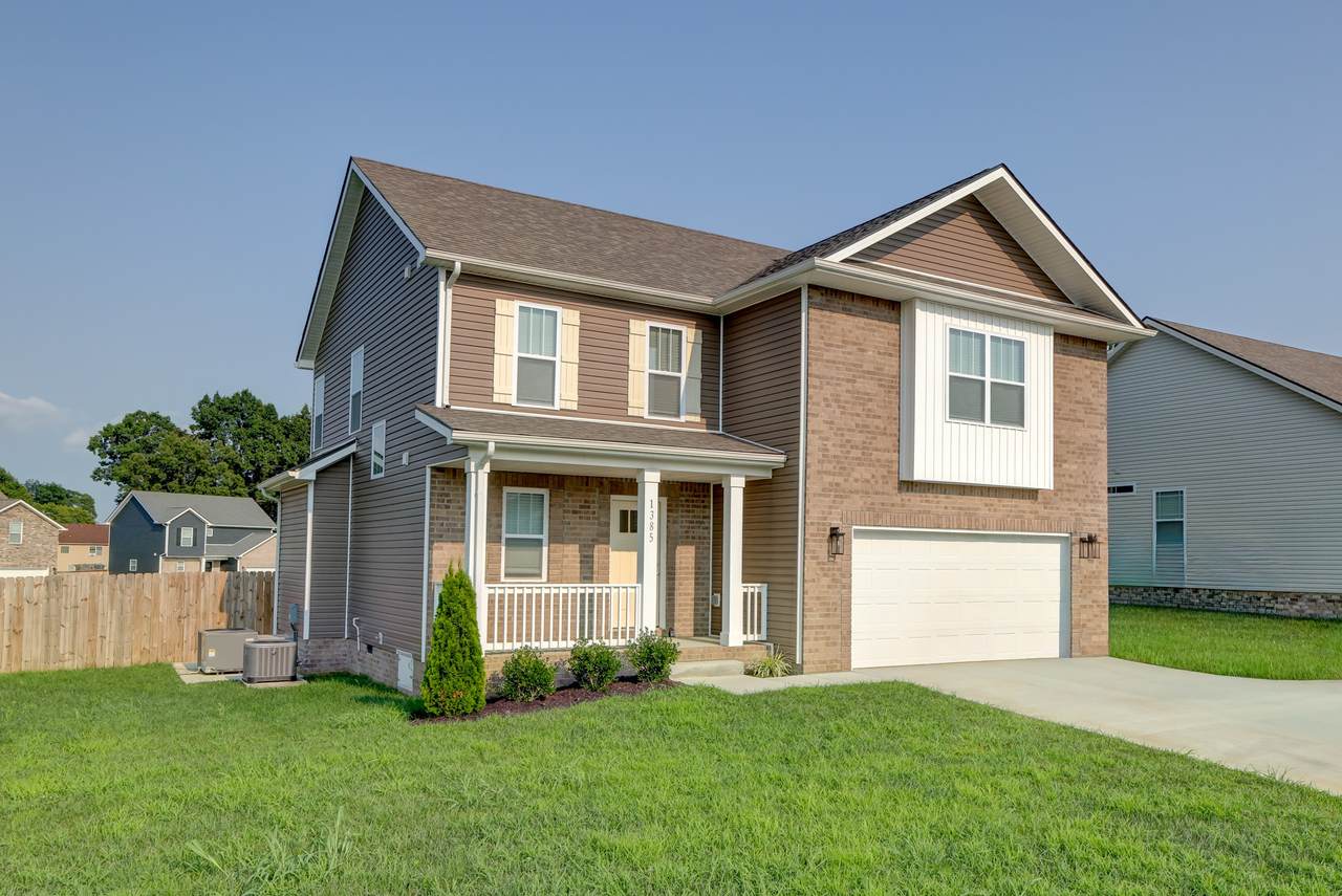 1385 Harmon Ln - Photo 1