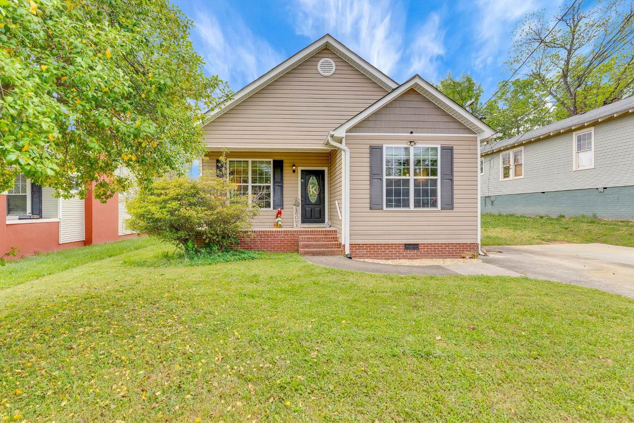 1710 Bennett Avenue - Photo 1