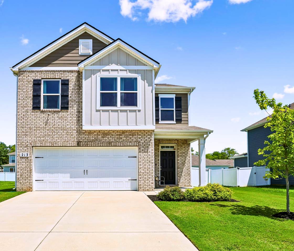 213 River Forest Dr - Photo 1