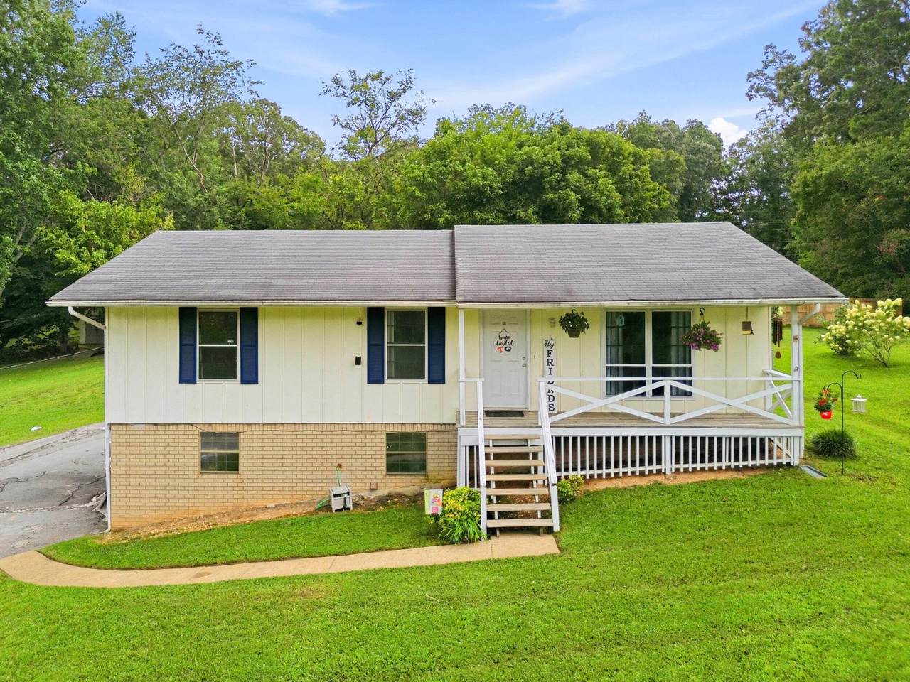 9008 Birchwood Pike - Photo 1