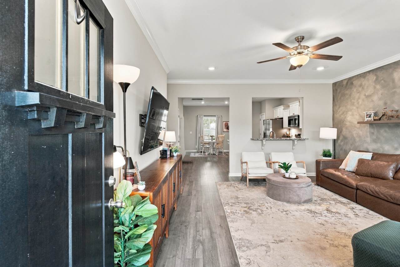 362 Ruby Cate Way - Photo 1