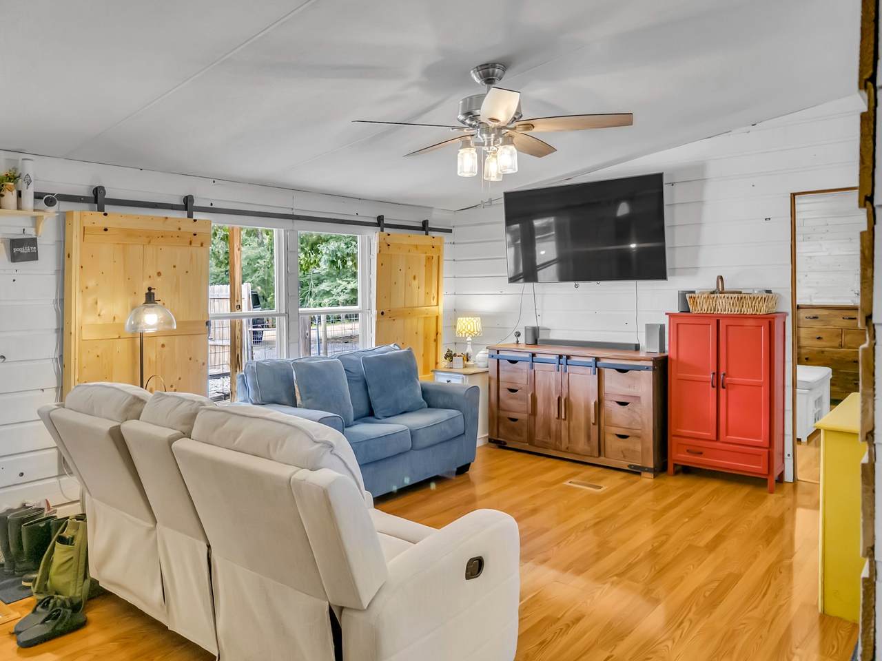 262 Woodland Heights Rd - Photo 1