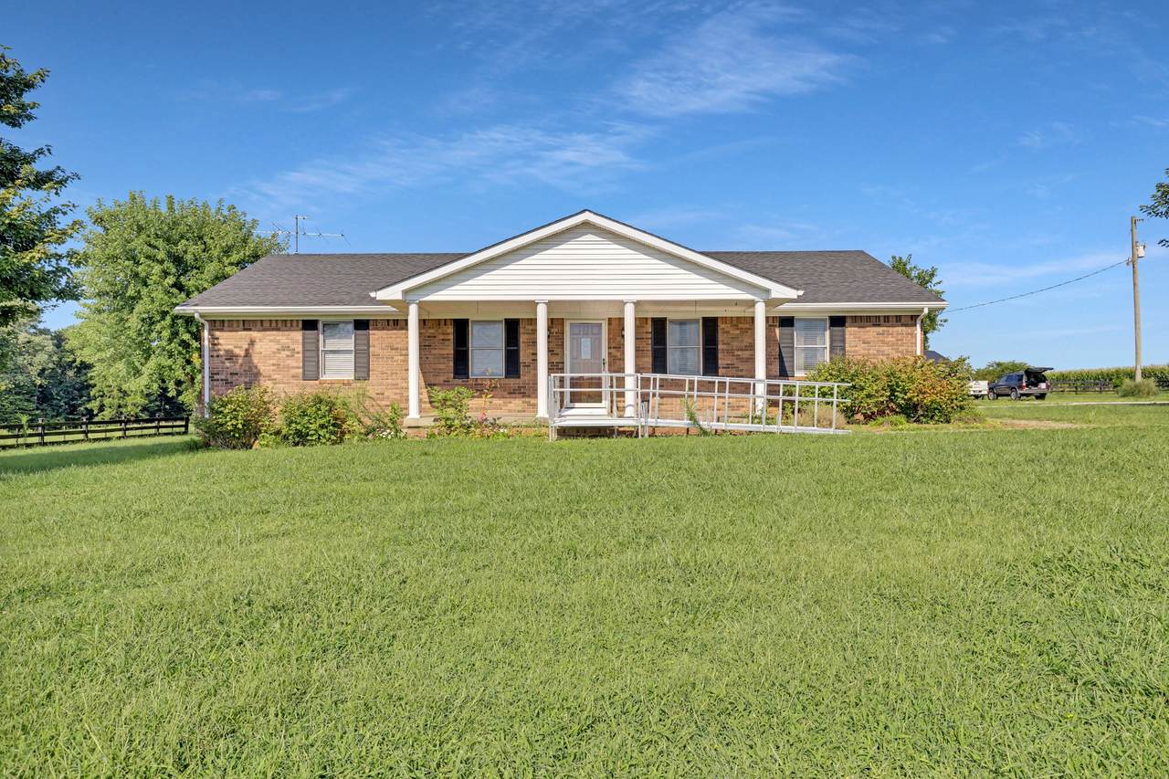 60 Lawson Ln - Photo 1