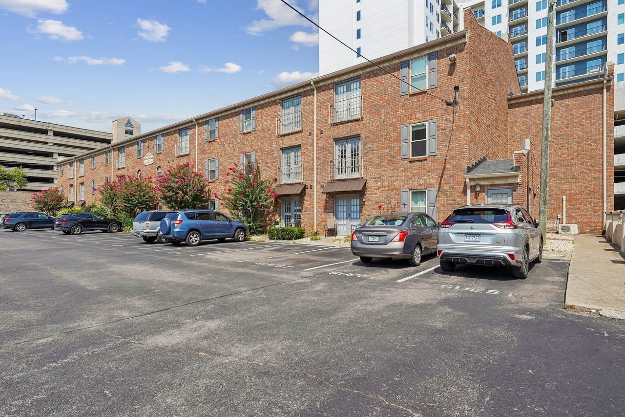 1808 State St - Photo 1