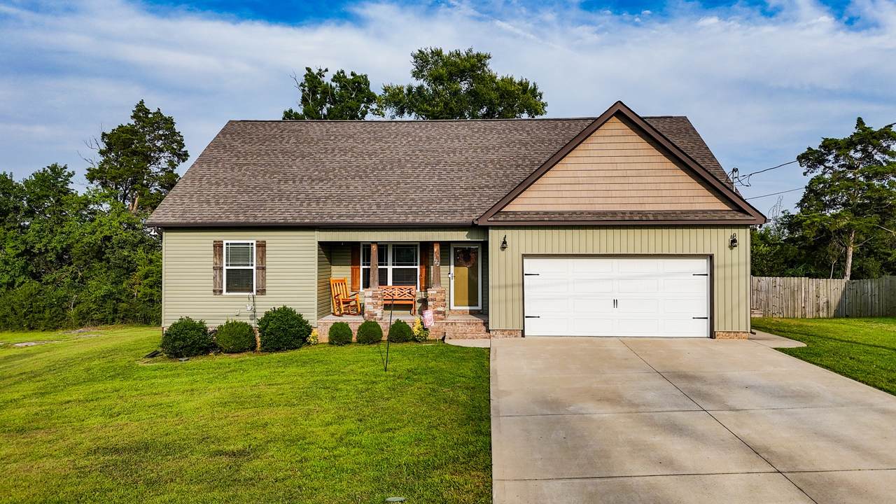 122 Blue Grass Dr - Photo 1