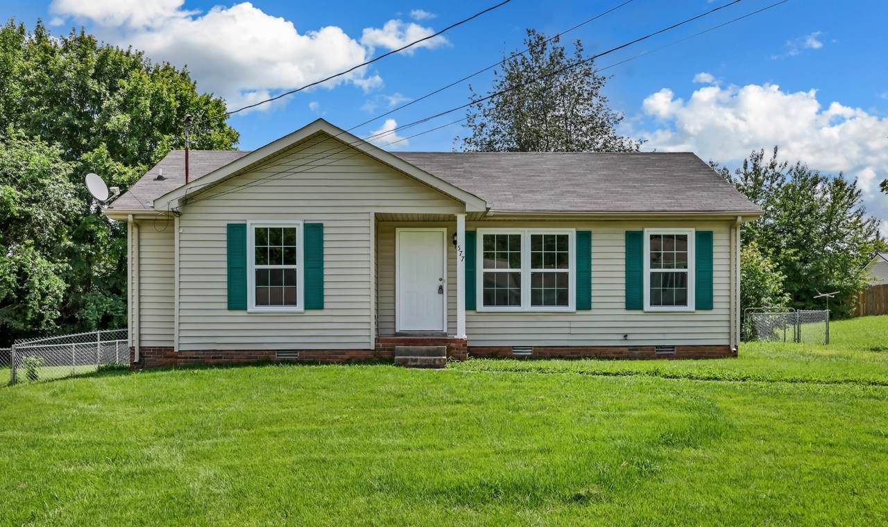 577 Kathryn Ct - Photo 1