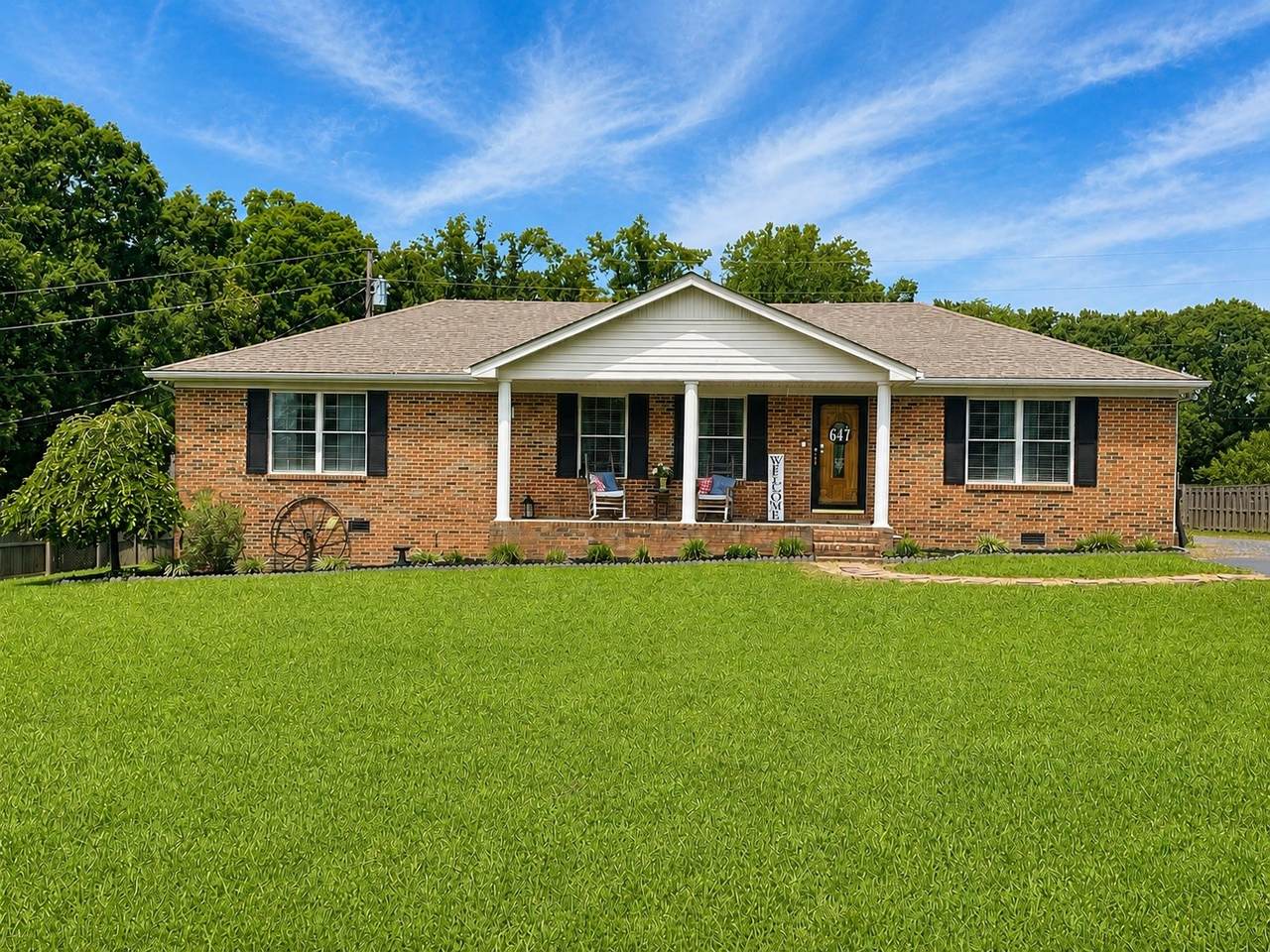 647 Chitwood Dr - Photo 1