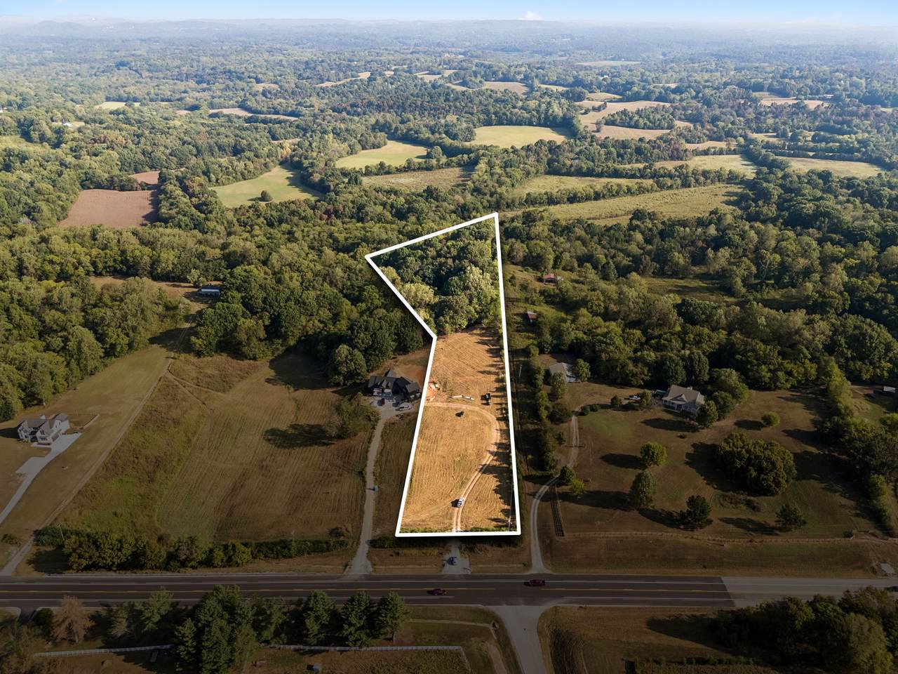 1929 New Lewisburg Hwy - Photo 1