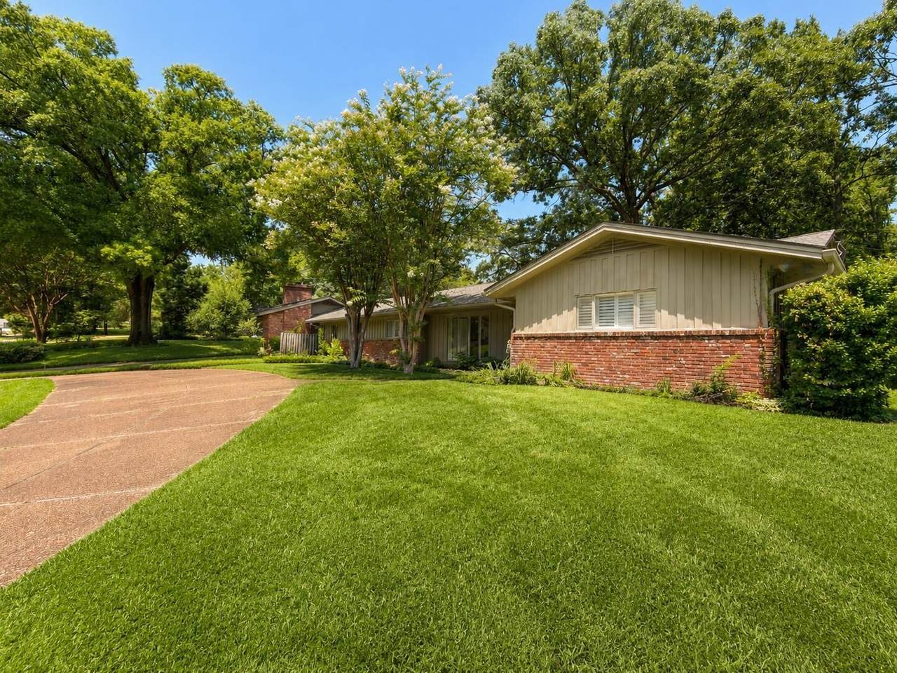 5680 N Angela Rd - Photo 1