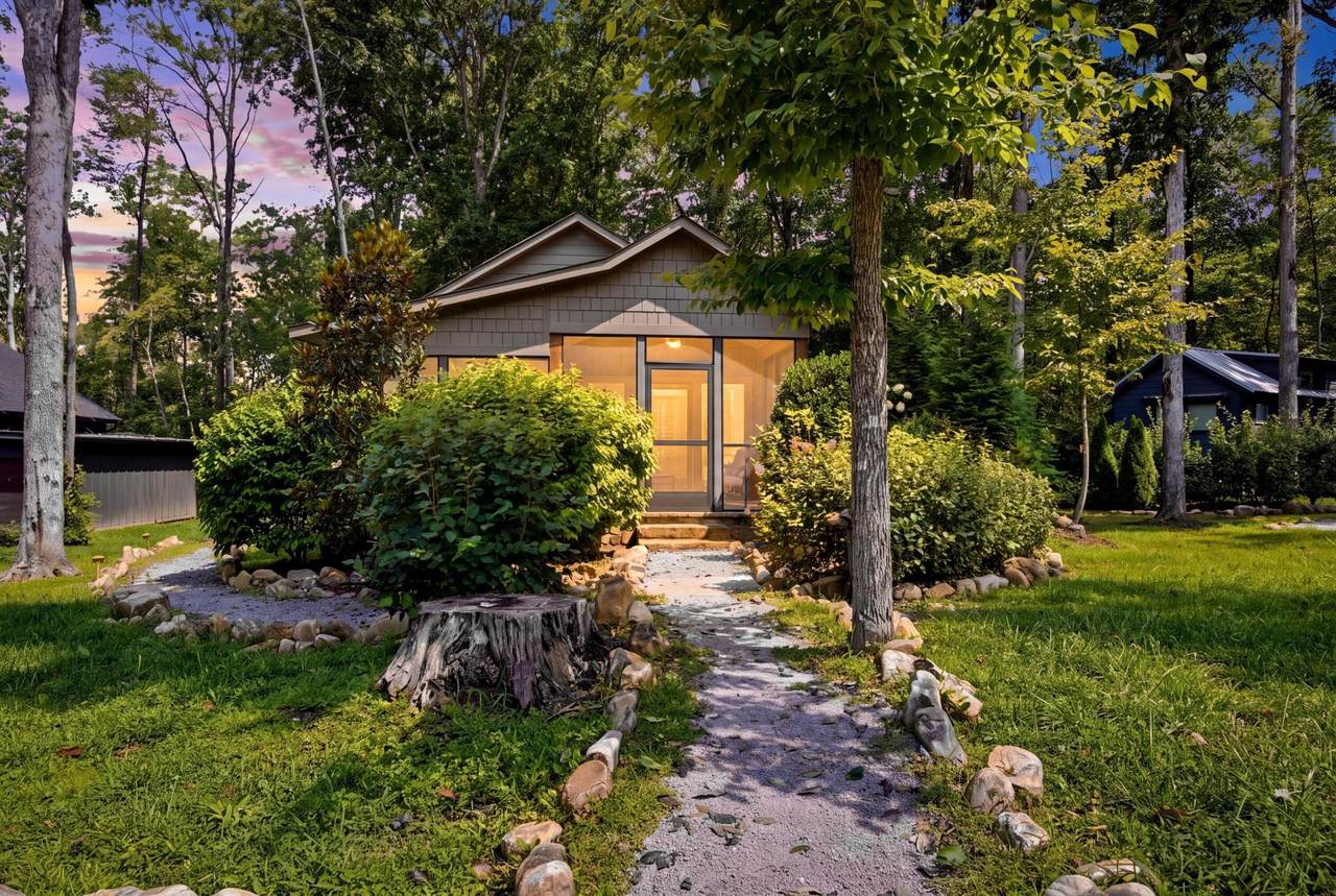 292 Waters Edge Way - Photo 1