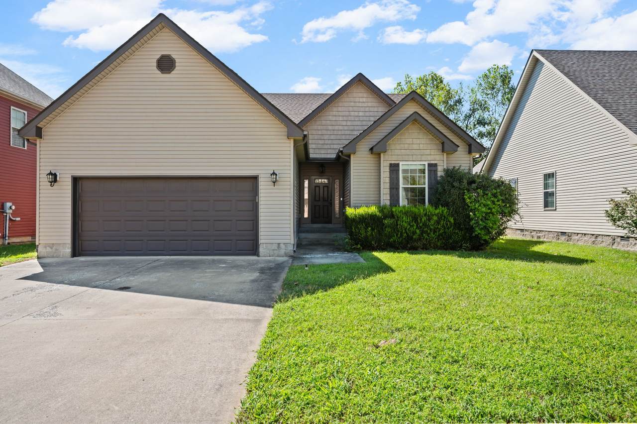 3744 Silver Fox Ct - Photo 1