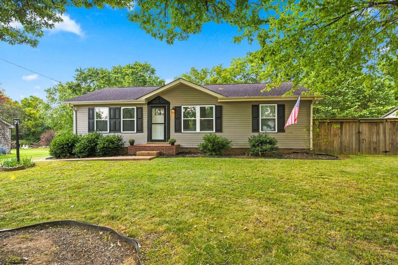 1529 Winding Way Cir - Photo 1