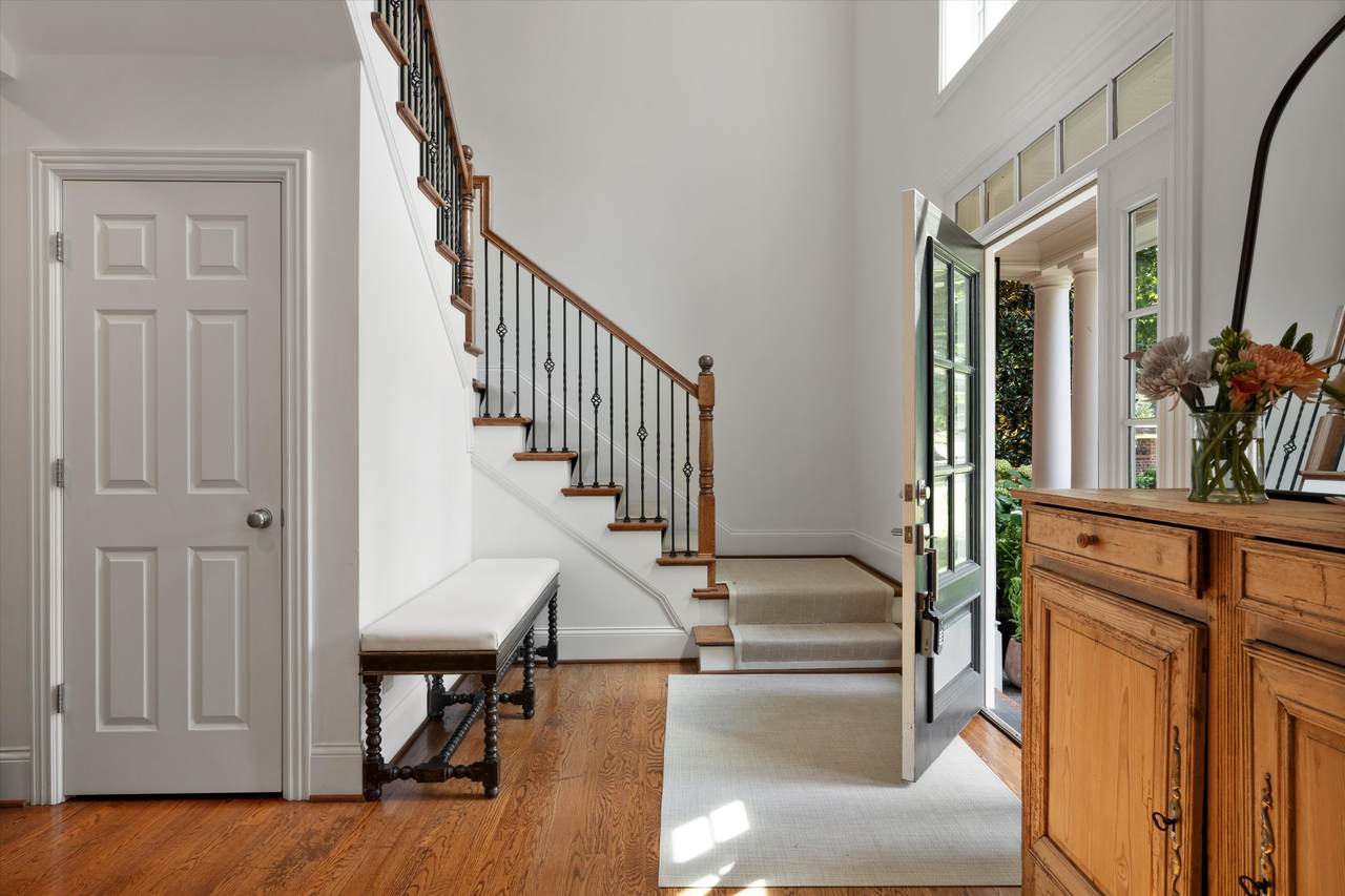 624 Burghley Ln - Photo 1
