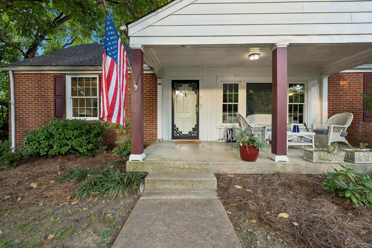 https://bt-photos.global.ssl.fastly.net/nashville/1280_boomver_2_RTC3500968-1.jpg