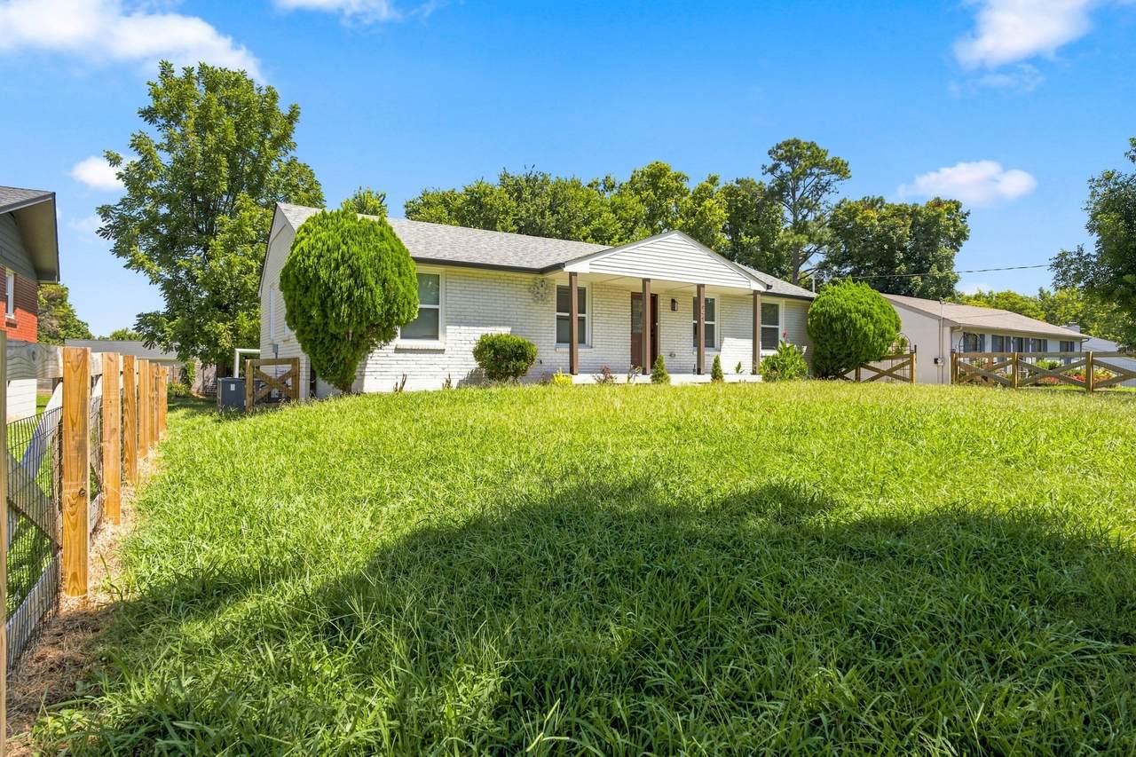 604 Harding Pl - Photo 1