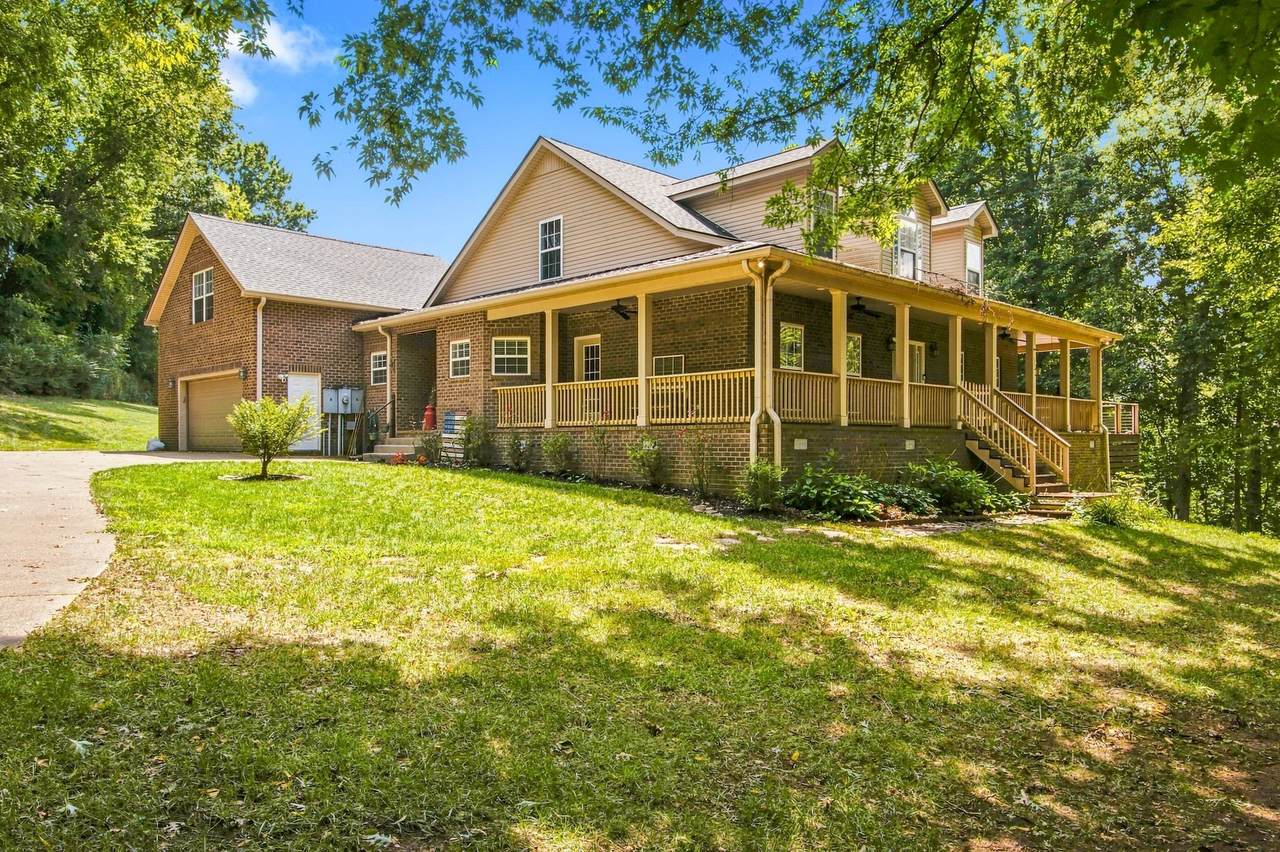 125 Carr Dr - Photo 1