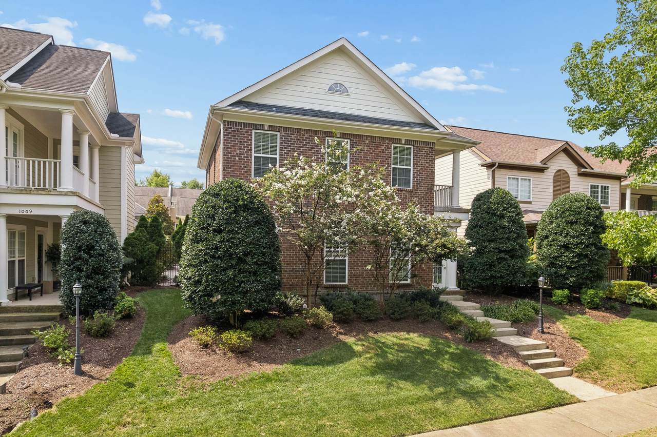 1007 Eden Park Dr - Photo 1