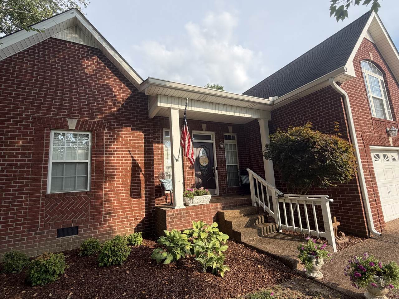 https://bt-photos.global.ssl.fastly.net/nashville/1280_boomver_2_RTC3506117-1.jpg