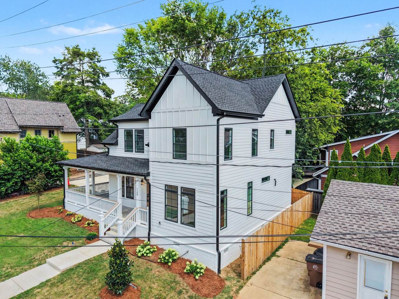 https://bt-photos.global.ssl.fastly.net/nashville/1280_boomver_2_RTC3508118-1.jpg