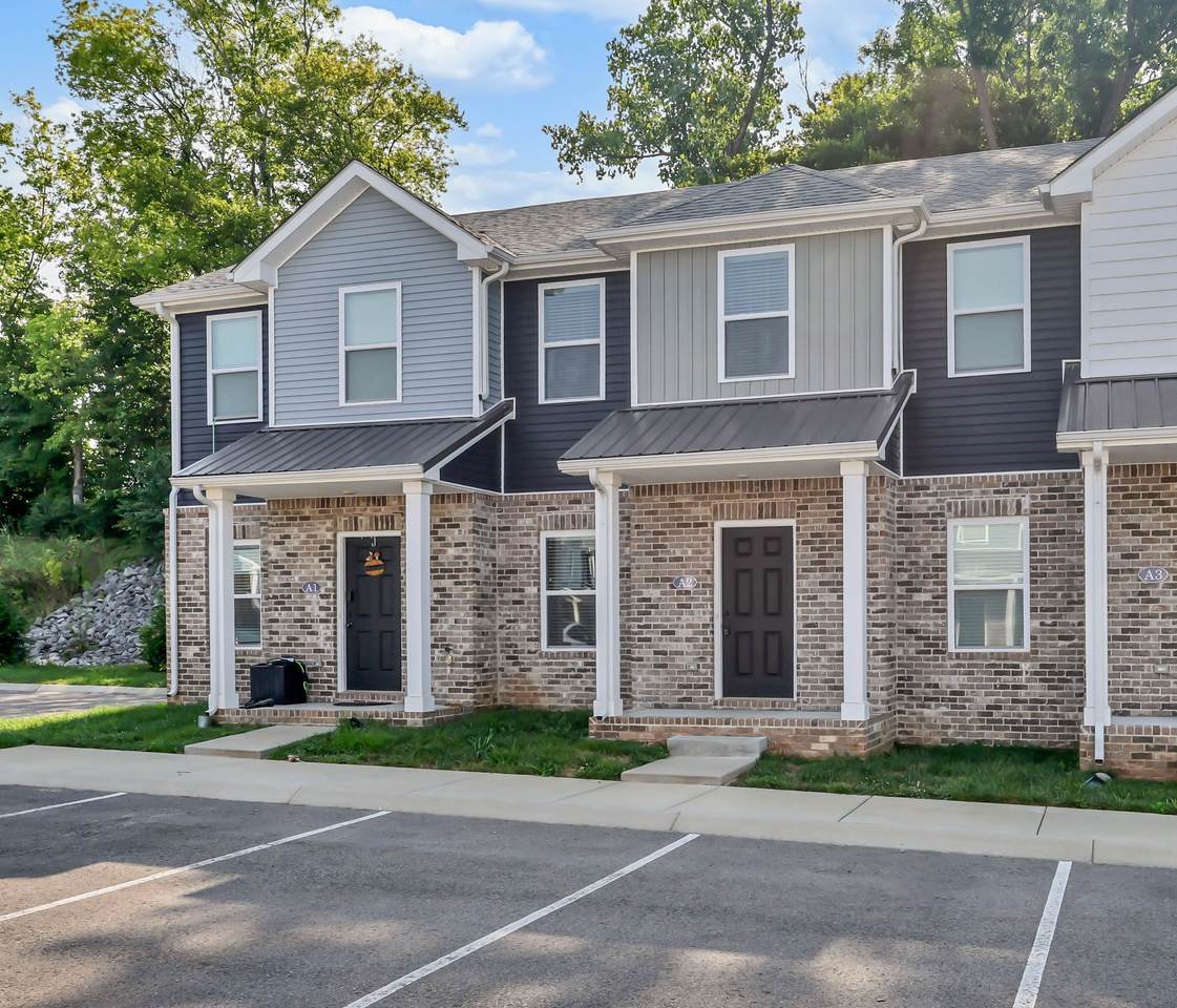 1115 Hillwood Dr - Photo 1