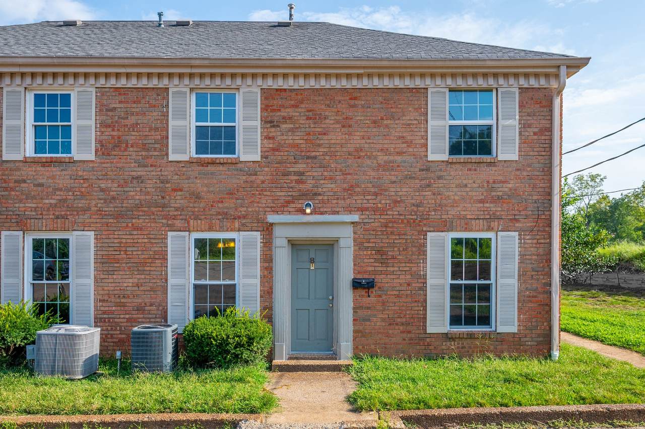 323 Forest Park Rd - Photo 1