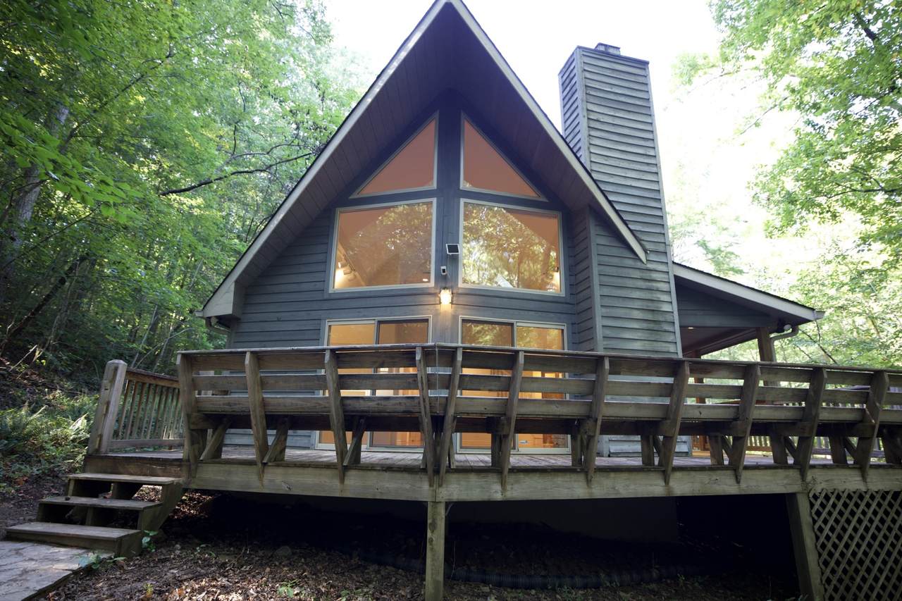 1336 Big Tom Rd - Photo 1