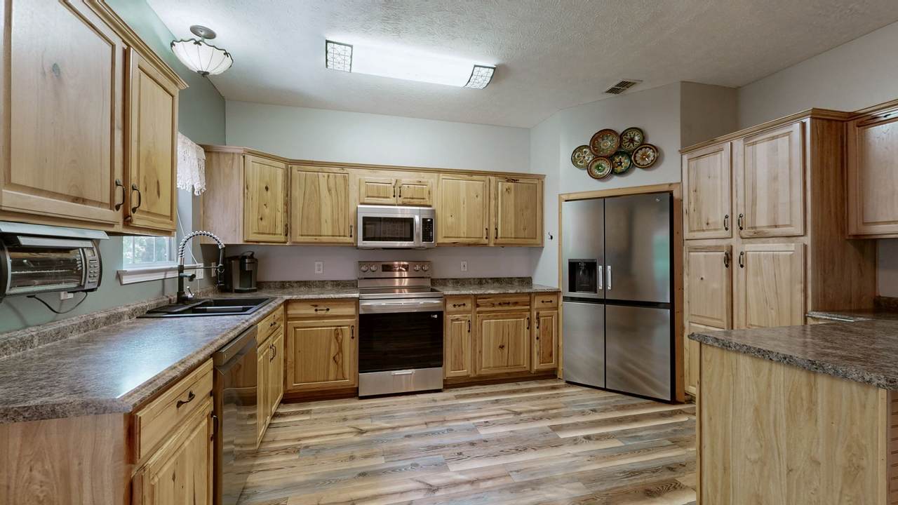 https://bt-photos.global.ssl.fastly.net/nashville/1280_boomver_3_RTC3526063-1.jpg