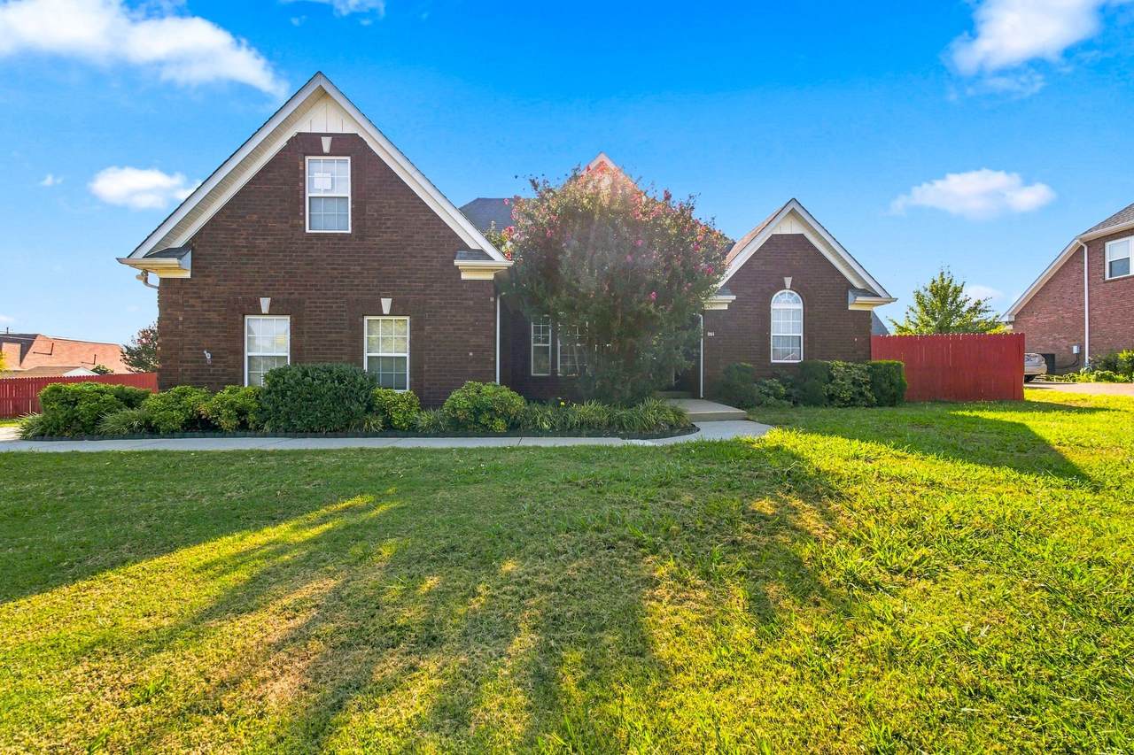 801 Riata Ct - Photo 1