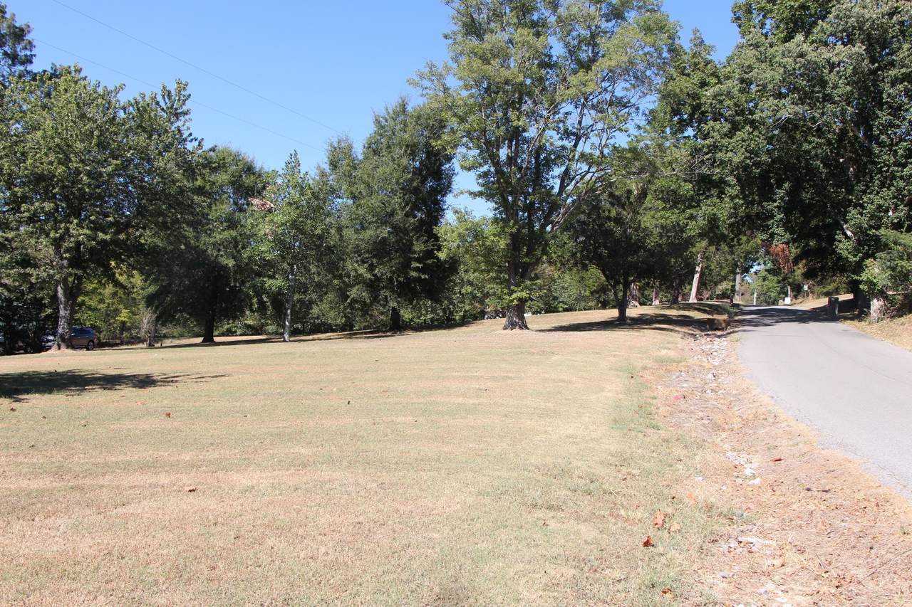 https://bt-photos.global.ssl.fastly.net/nashville/1280_boomver_2_RTC3610834-1.jpg
