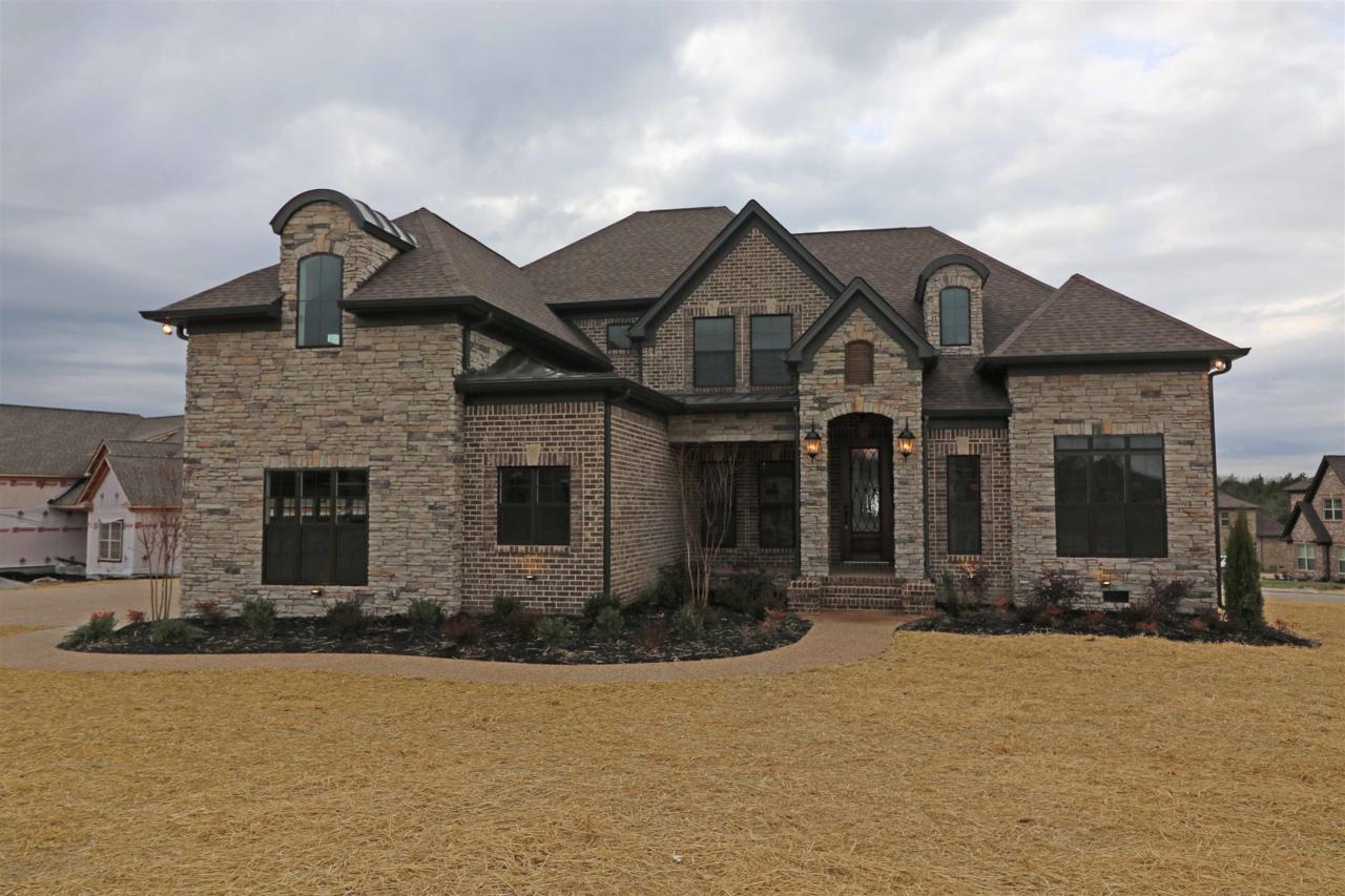 834 Harrisburg Lane - Photo 1