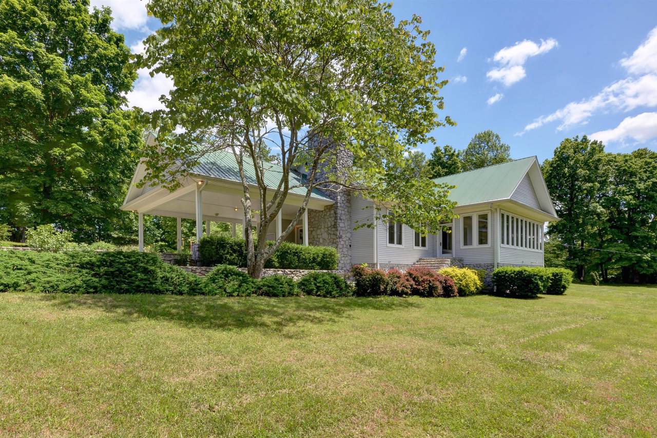 6460 Highway 48 N - Photo 1