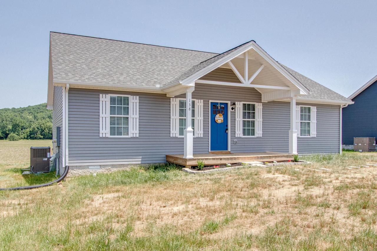 138 Rivercrest Cir - Photo 1