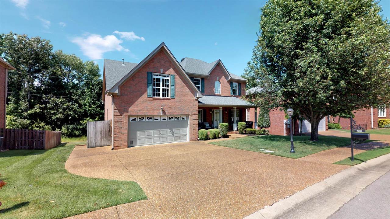 4808 Peninsula Pointe Dr - Photo 1